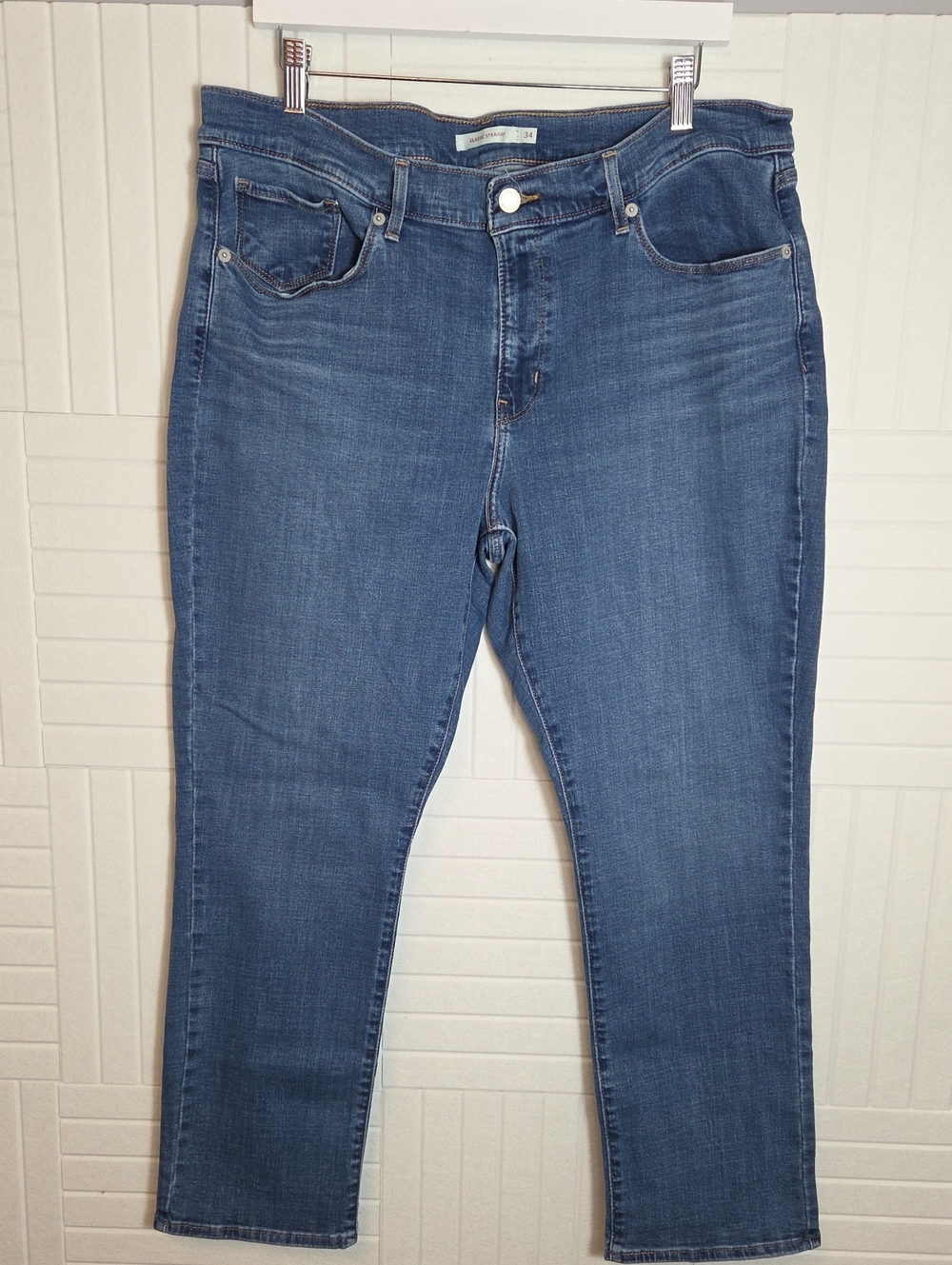 Levi's Classic Straight Jeans Size 34
